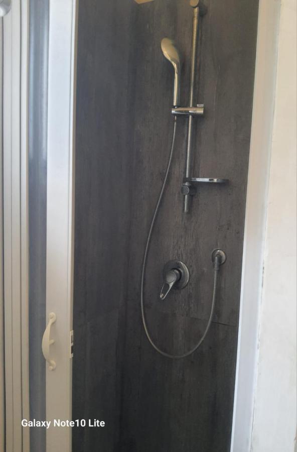 Mbr-Napoli Apartment ภายนอก รูปภาพ